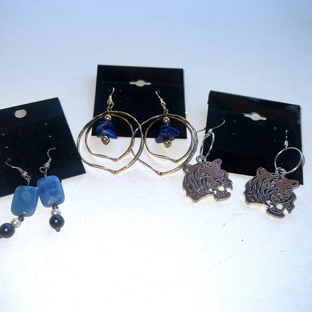 ♦️ Elegant Silver‎ and Blue Earrings Set